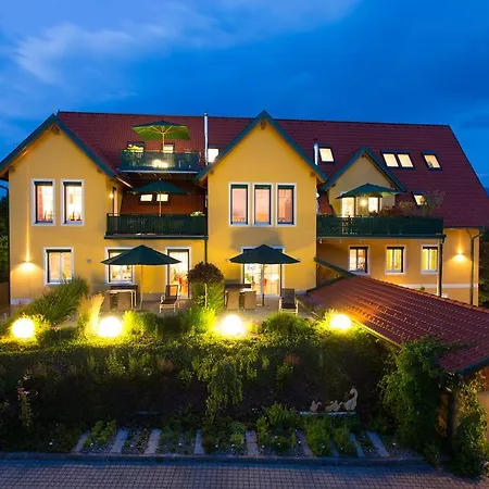 Aparthotel Komfort Zirbenland - Adults Only - No Dogs 4*