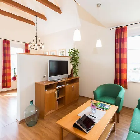Aparthotel Komfort Zirbenland - Adults Only - No Dogs Weißkirchen in Steiermark